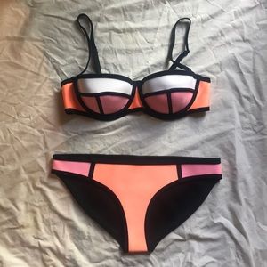Triangl bikini in peach soda